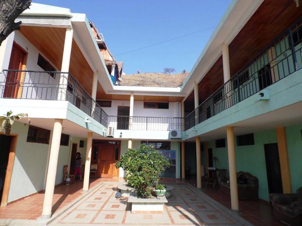 Hostal Dumbira Taganga Exteriör bild