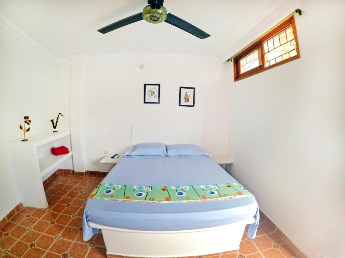 Hostal Dumbira Taganga Exteriör bild