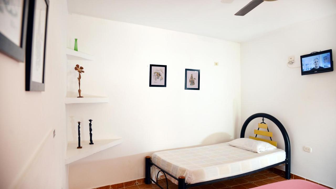 Hostal Dumbira Taganga Exteriör bild